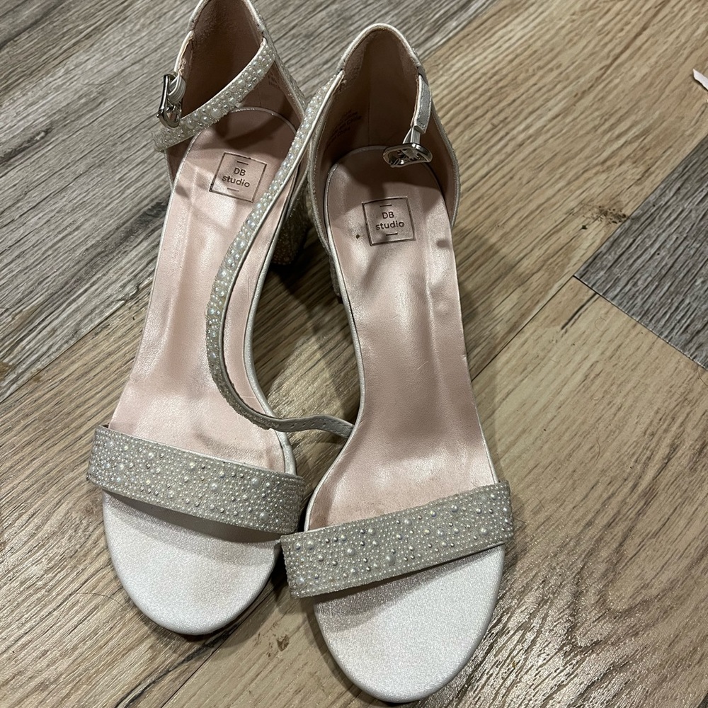 David’s bridal heels